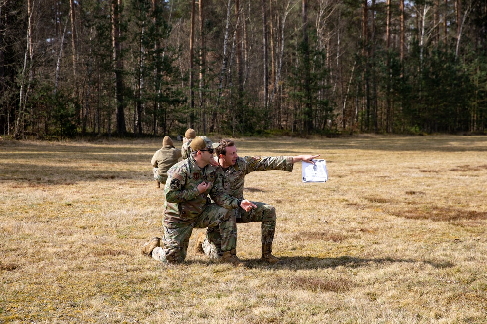 U.S. Airmen train in Grafenwoehr