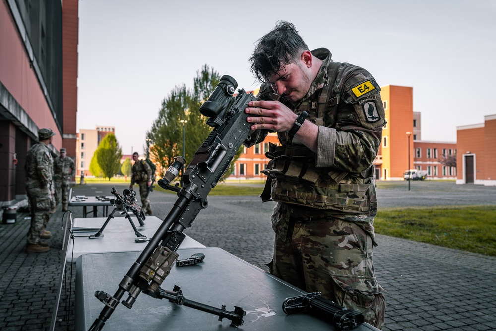 Soldiers execute weapons lane at Best Squad competition in Italy