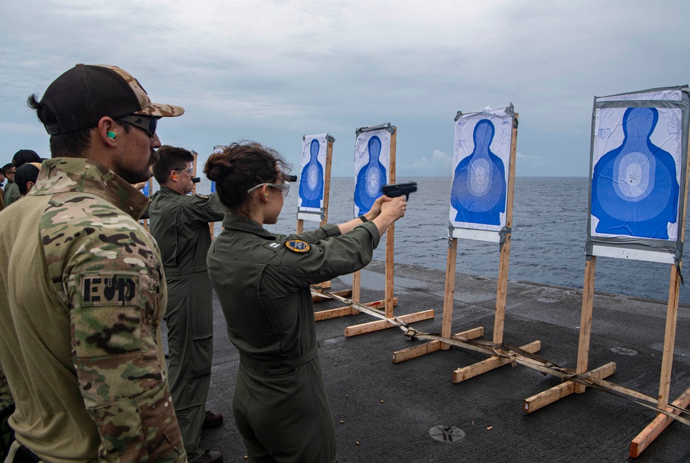USS Carl Vinson (CVN 70) Conducts Routine Operations in the Indian Ocean