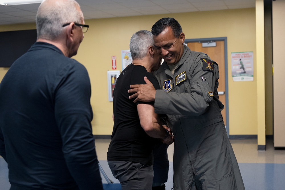 Robert Irvine Foundation visits 156th Wing