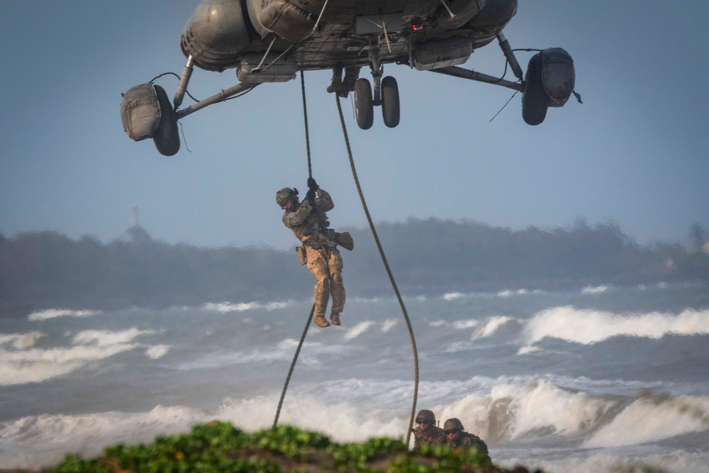 U.S., India forces conduct beach landing training during Tiger Triumph 2025
