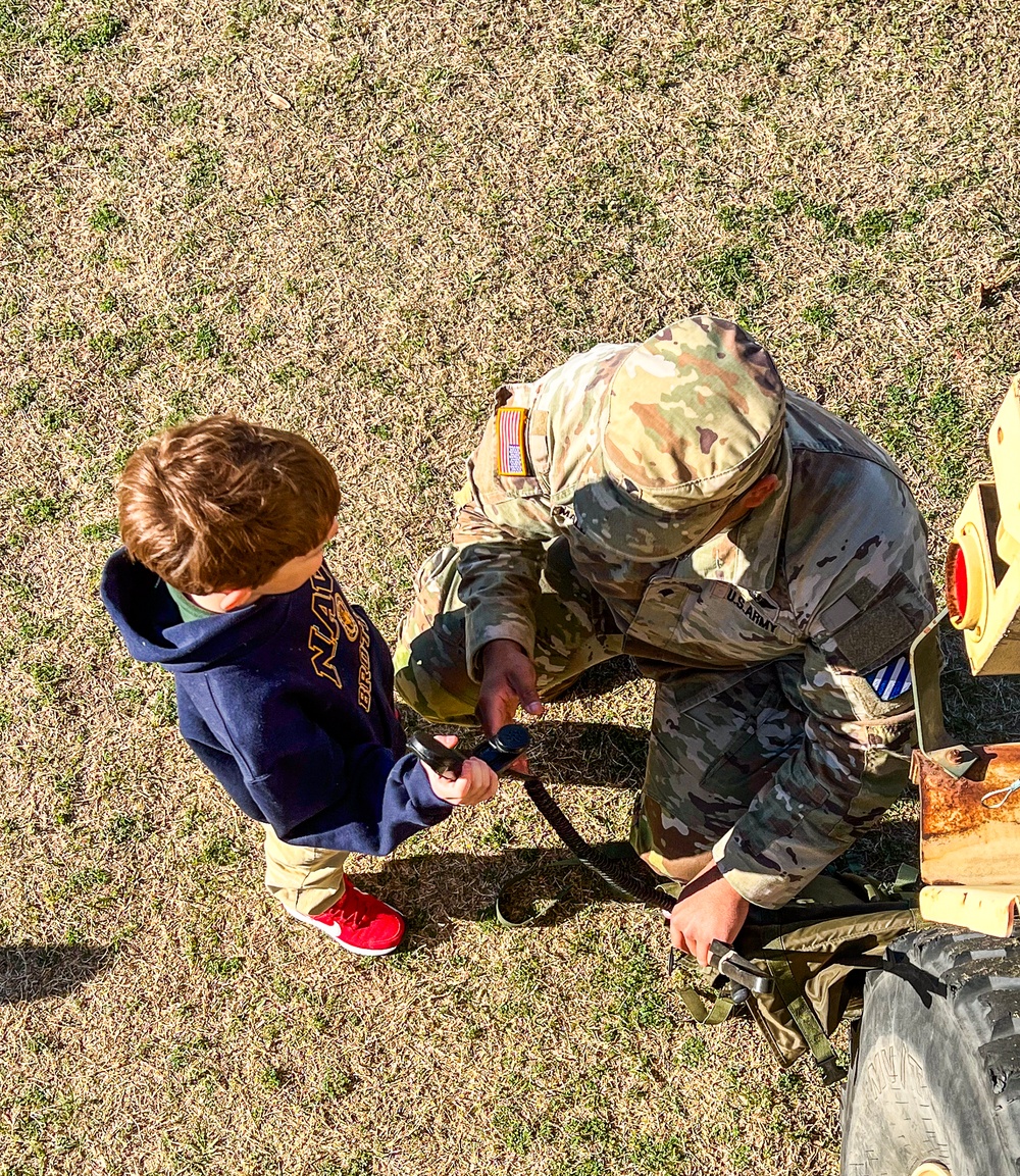 See, Speak, Control: Army Air Traffic Controllers Demonstrate Mobile Tower System Capabilities