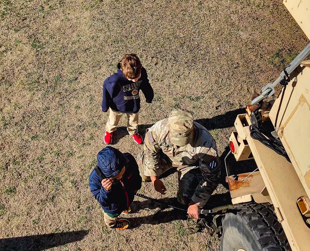 See, Speak, Control: Army Air Traffic Controllers Demonstrate Mobile Tower System Capabilities