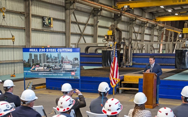 Steel Cutting for New Medium Class Hopper Dredge