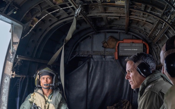 U.S., India joint forces land on Kakinada Beach during Exercise Tiger Triumph 2025