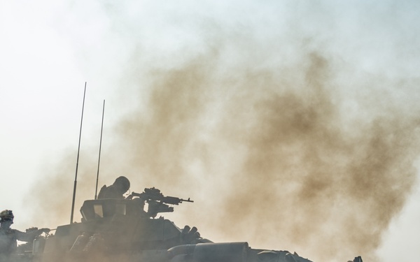 U.S., India joint forces land on Kakinada Beach during Exercise Tiger Triumph 2025