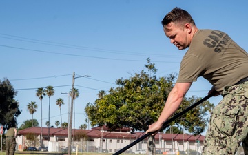 15th MEU Marines, ACU 5 Sailors Conduct Barracks Beautification for Operation Clean Sweep II