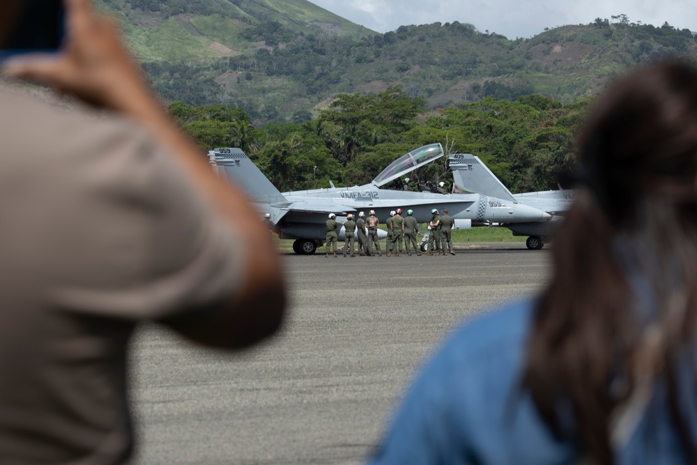 U.S. Marines show aircraft to Panamanians during community event