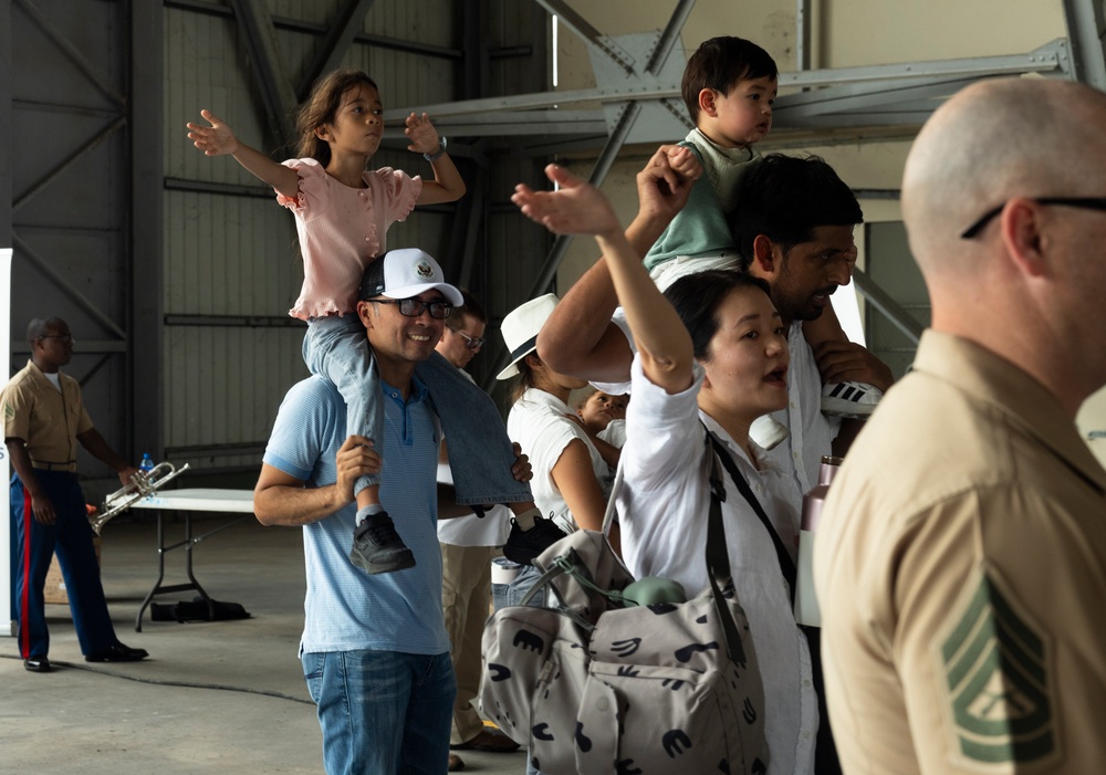 U.S. Marines show aircraft to Panamanians during community event