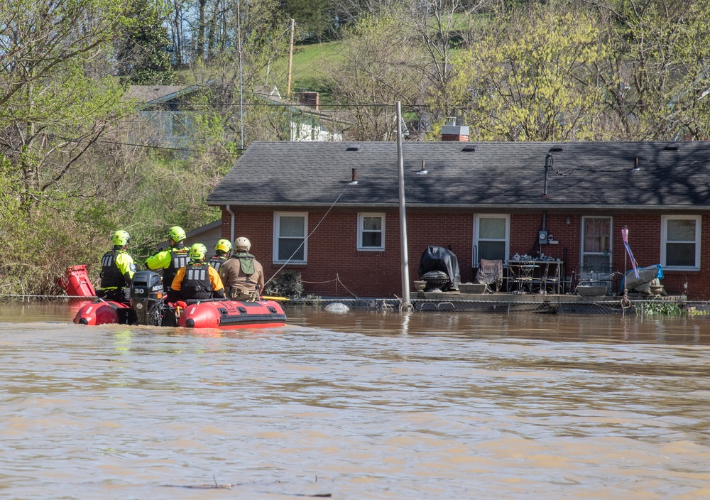 VA Task Force 1 does a search and rescue in Frankfort, KY