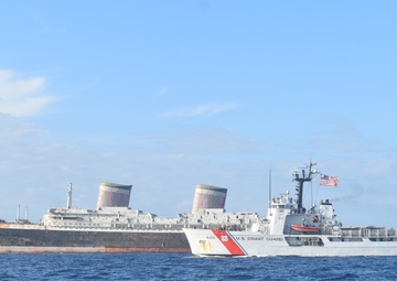 Coast Guard Cutter Resolute encounters SS United States at sea