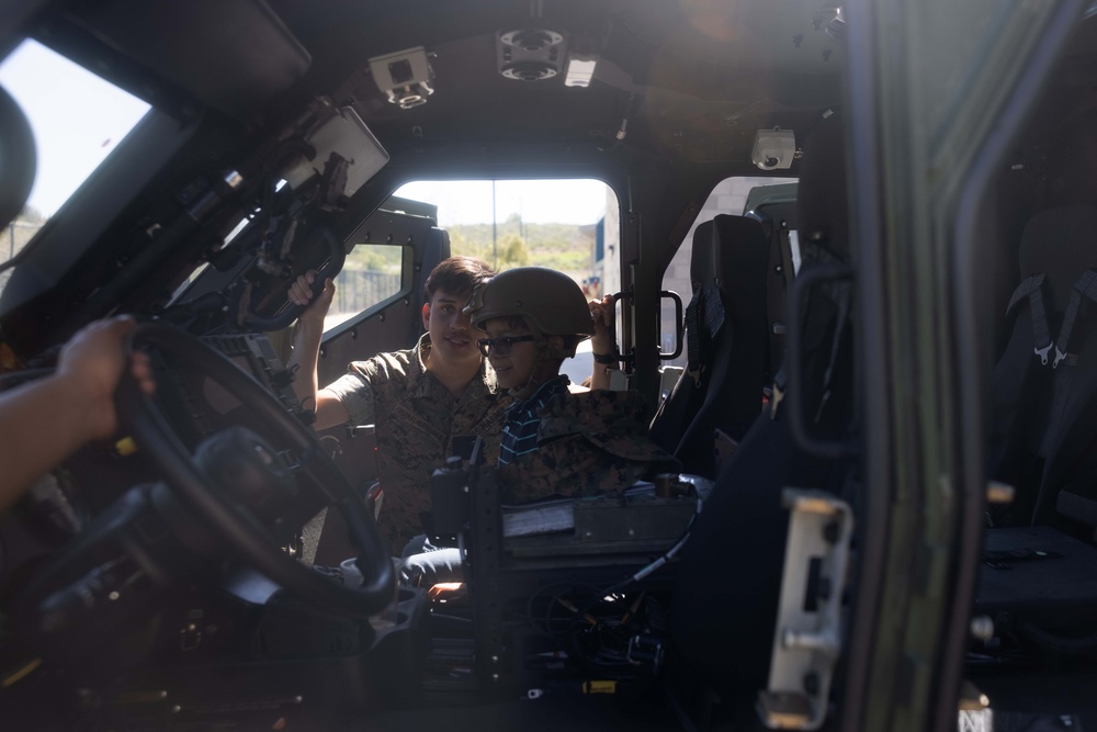 Mary Fay Elementary School Vehicle Career Day