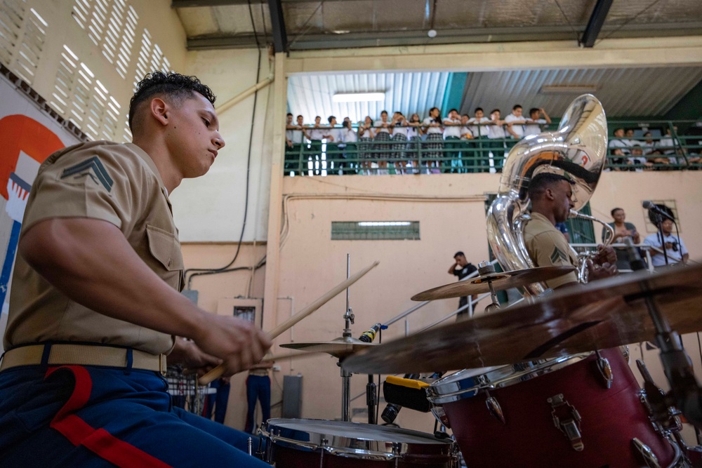 Marine Forces Reserve band performs for high school students in Panama