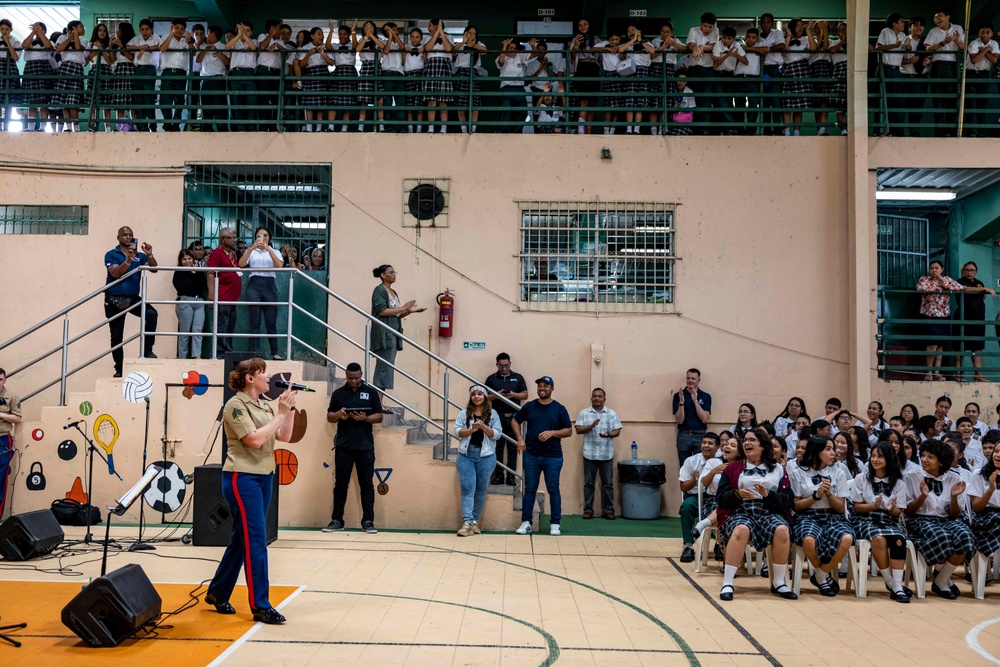 Marine Forces Reserve band performs for high school students in Panama