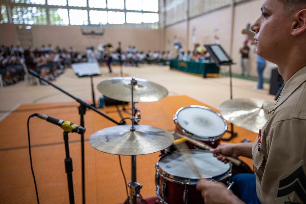 Marine Forces Reserve band performs for high school students in Panama
