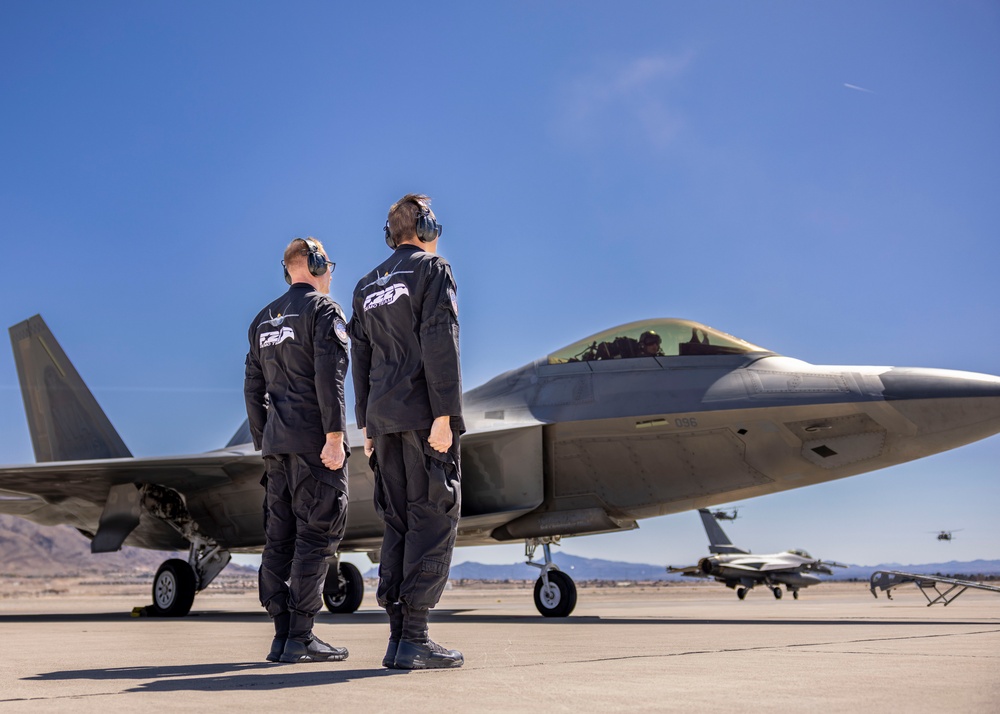 Aviation Nation: Day One Highlights