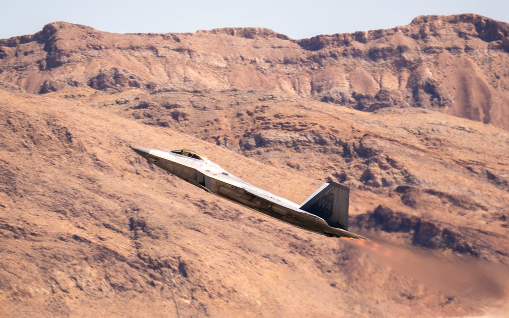 Aviation Nation: Day One Highlights