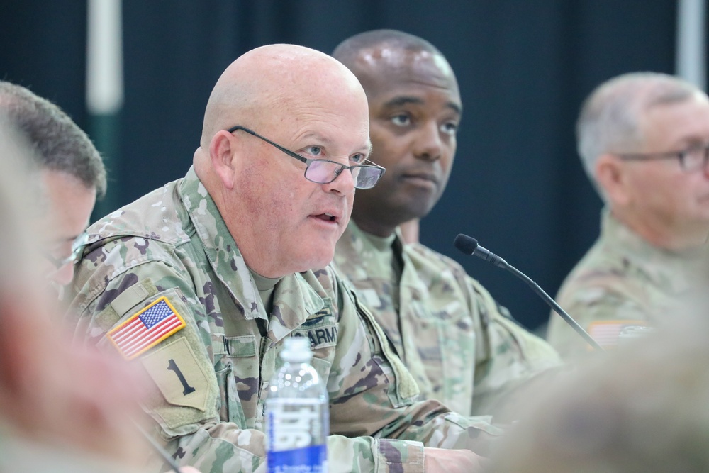 Addressing leaders on mission readiness