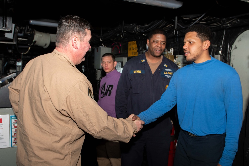 PHIBRON8 and 22MEU Visit LPD17