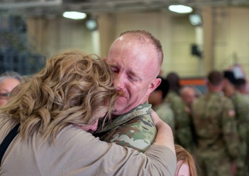 Illinois Army National Guard units return home after successful deployment for Operation Spartan Shield