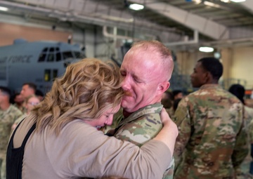 Illinois Army National Guard units return home after successful deployment for Operation Spartan Shield