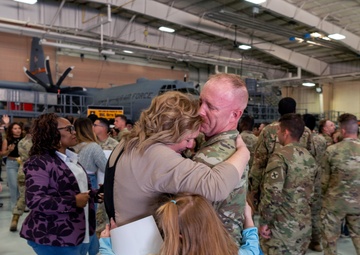 Illinois Army National Guard units return home after successful deployment for Operation Spartan Shield