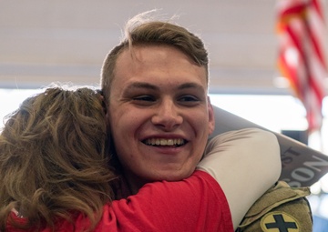Illinois Army National Guard units return home after successful deployment for Operation Spartan Shield