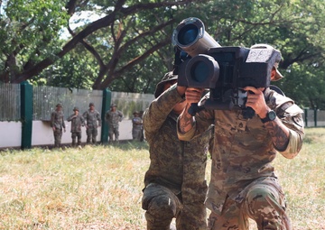 Philippine, U.S. Troops Sharpen Anti-Armor Skills Together