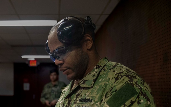Ike Sailors shoot qualification course