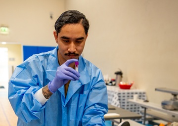 Community Support Shines at United States Naval Hospital Sigonella’s Walking Blood Bank Donor Pre-screening Event