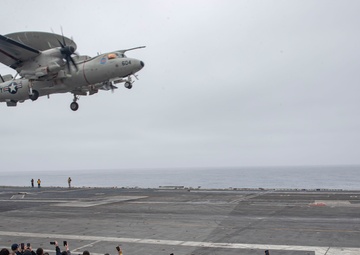 Abraham Lincoln hosts friends and family day cruise