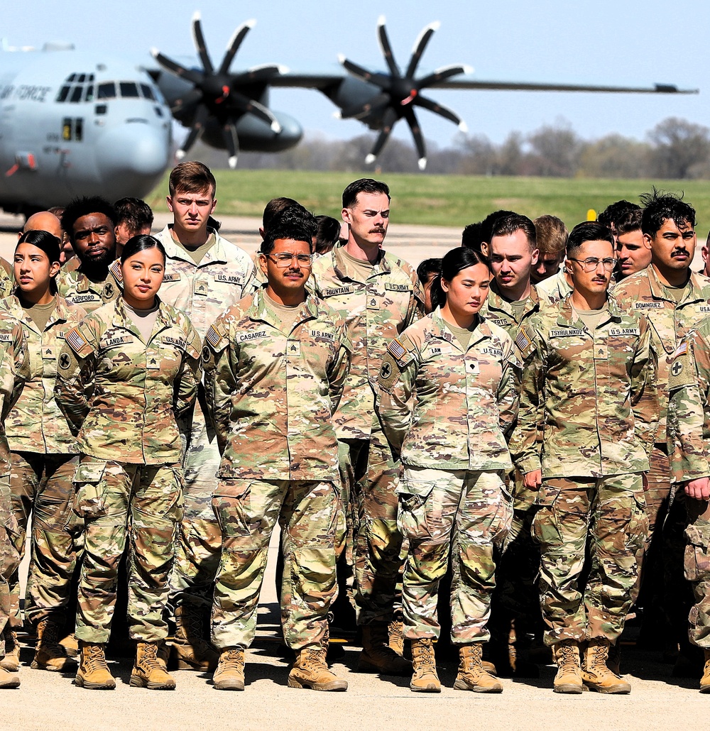 Illinois Army National Guard units return home after successful deployment for Operation Spartan Shield