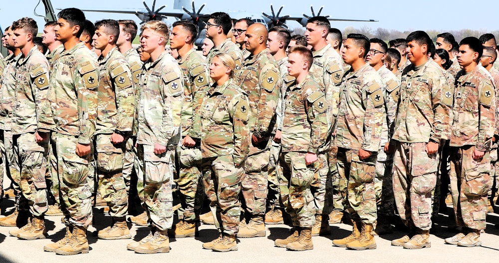 Illinois Army National Guard units return home after successful deployment for Operation Spartan Shield