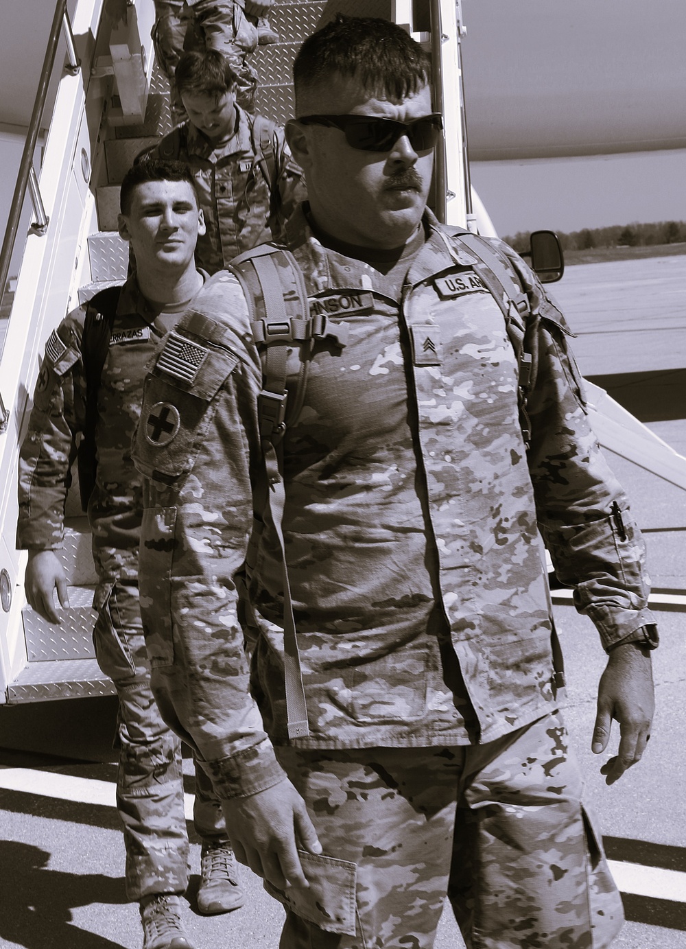 Illinois Army National Guard units return home after successful deployment for Operation Spartan Shield