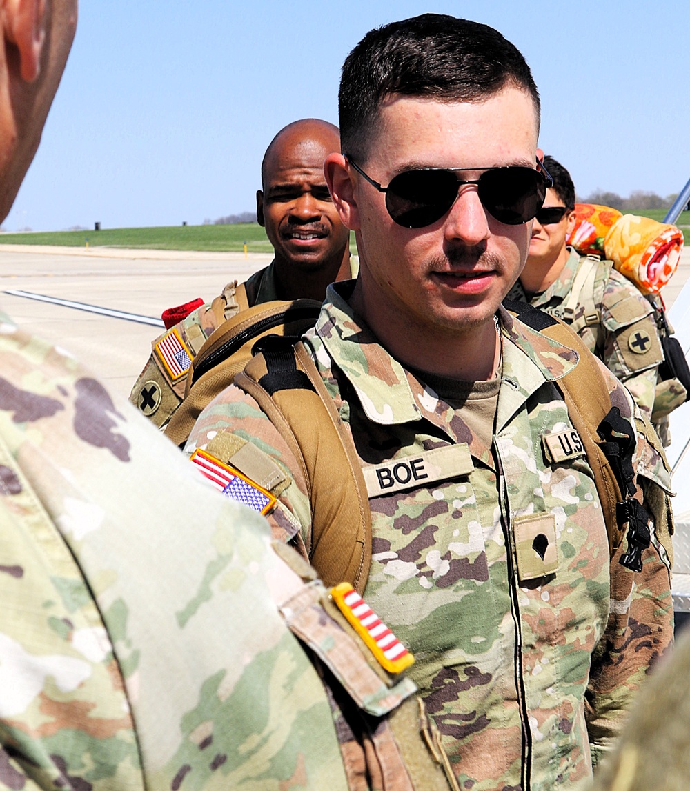 Illinois Army National Guard units return home after successful deployment for Operation Spartan Shield