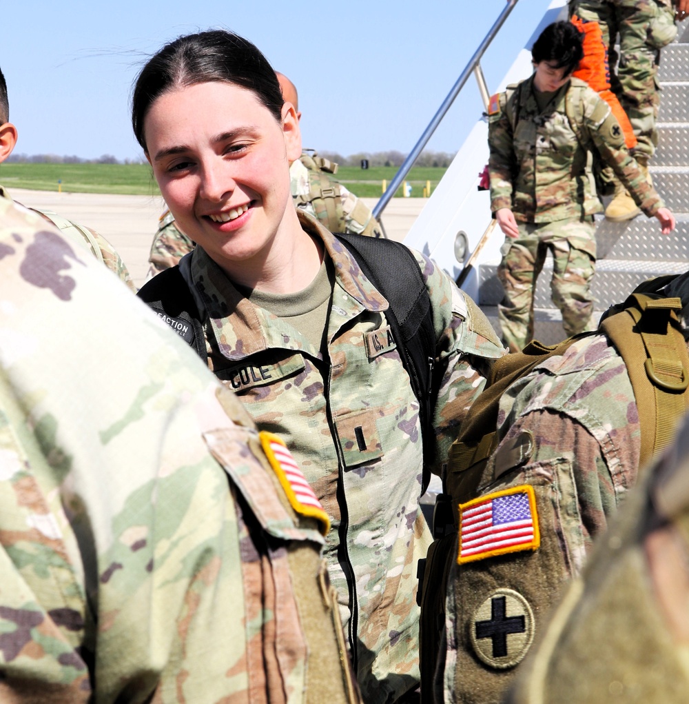Illinois Army National Guard units return home after successful deployment for Operation Spartan Shield