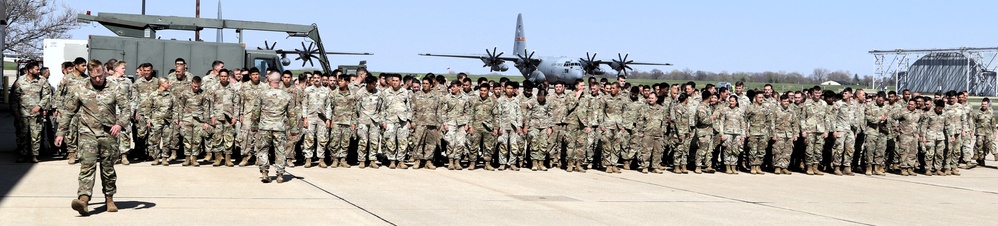 Illinois Army National Guard units return home after successful deployment for Operation Spartan Shield