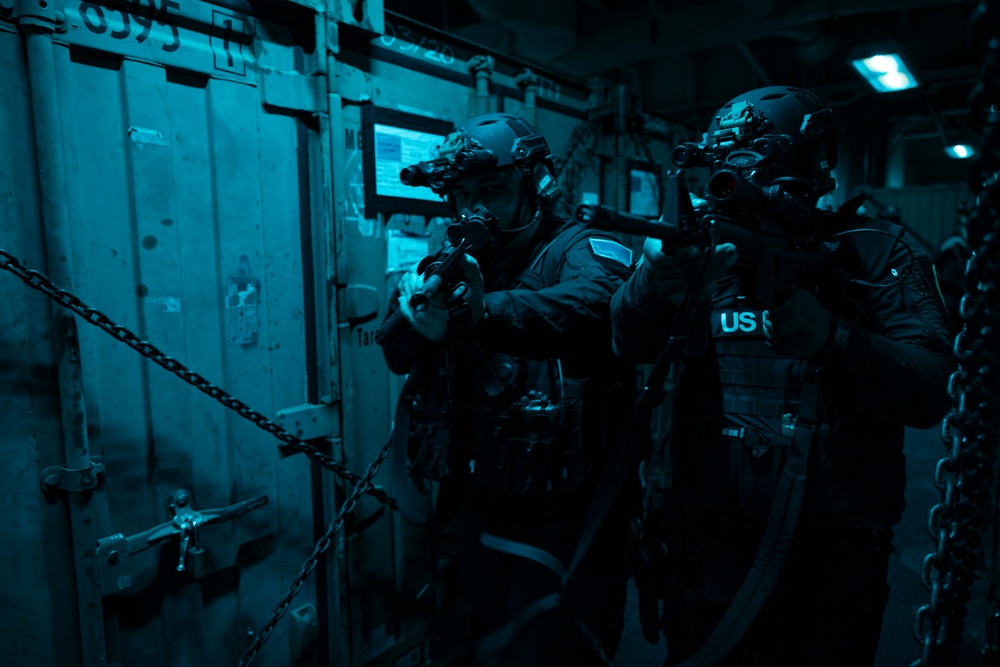 Close Quarter Combat Training onboard USS Iwo Jima