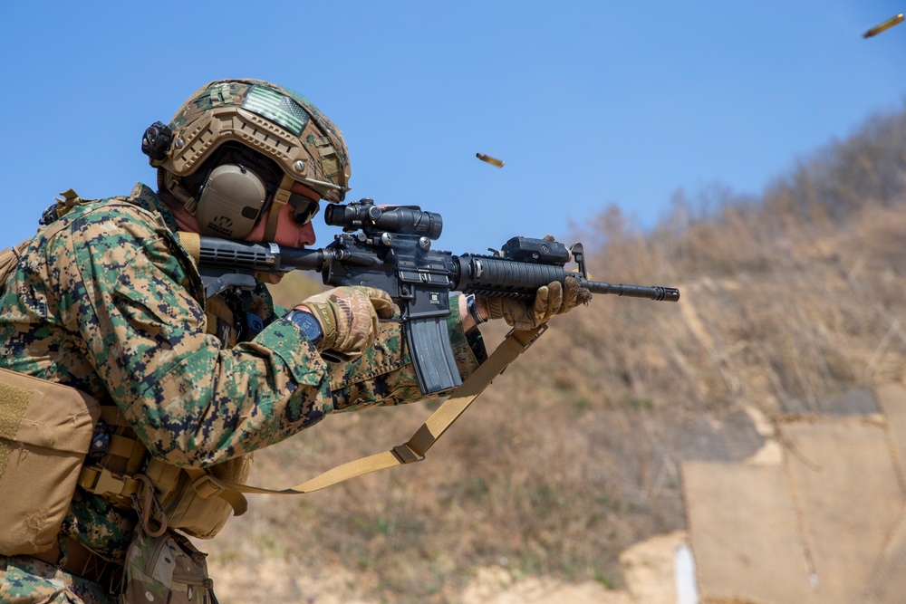 U.S. Marine and U.S. Navy conduct small arms range in South Korea