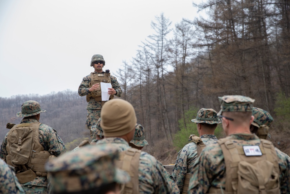 U.S. Marines and Sailors conduct machine gun range in South Korea