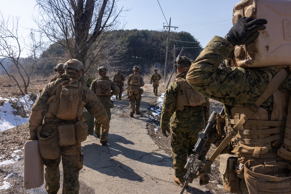 4th Marine Regiment conducts Force-on-Force Training Exercise during KMEP 25.1