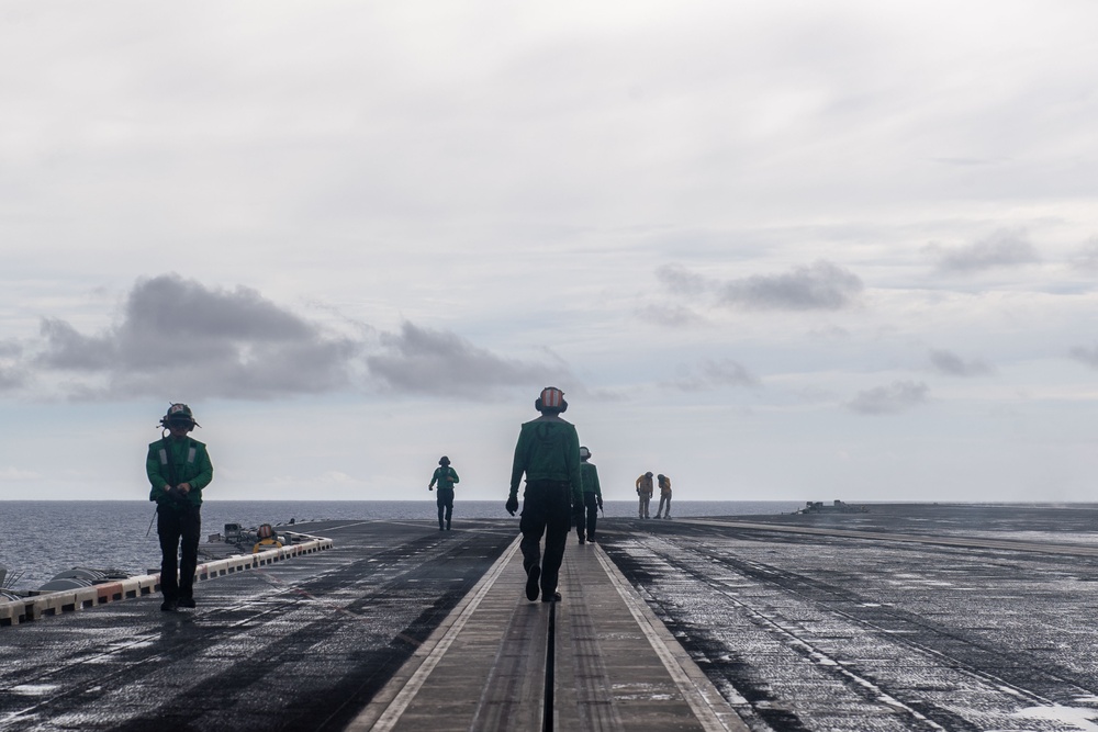 USS Carl Vinson (CVN 70) Conducts Routine Flight Operations in the Celebes Sea