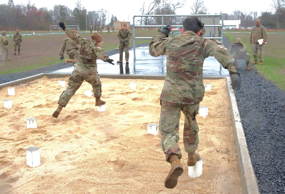 JB MDL- 99 RSC Best Squad Competition, NATO Obstacle Course