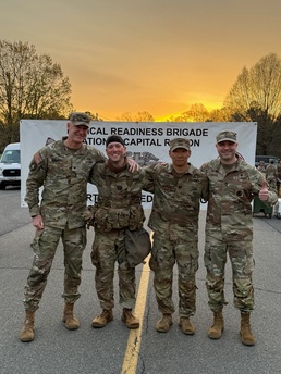 Four DHA R&amp;D-MRDC Soldiers Earn the Coveted Expert Field Medical Badge