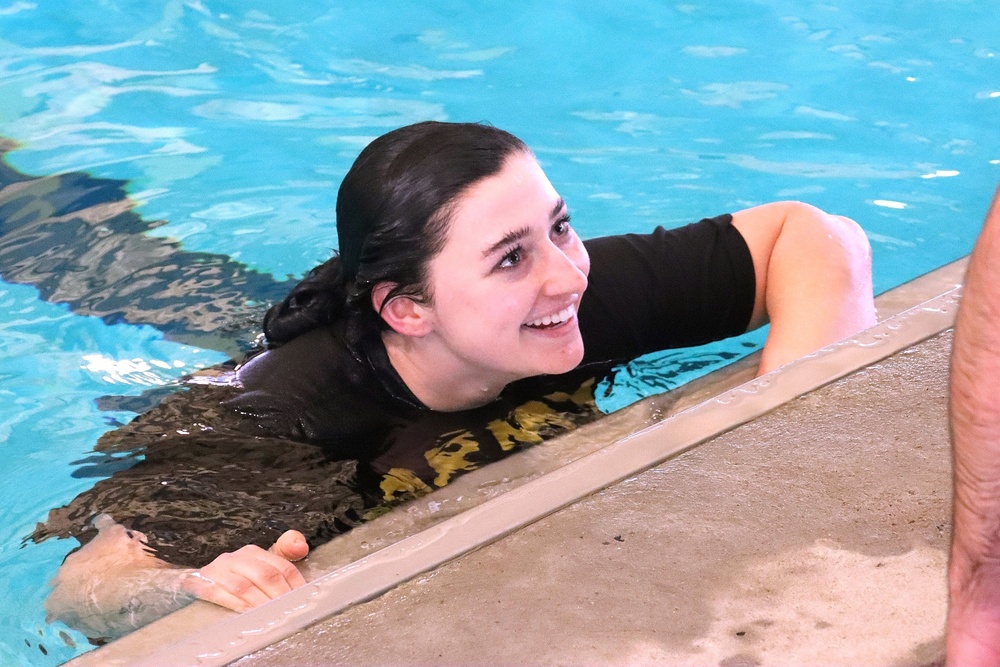 JB MDL- 99 RSC Best Squad Competition, Water Obstacle Course