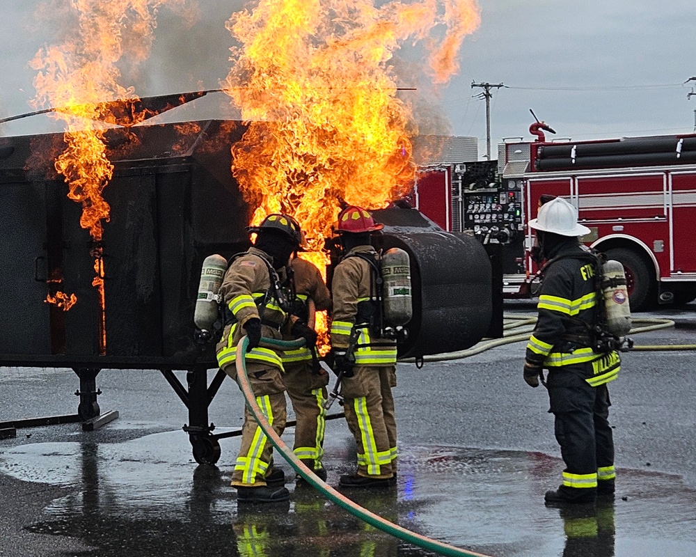 192nd Firefighting Detachment conducts joint aircraft fire training