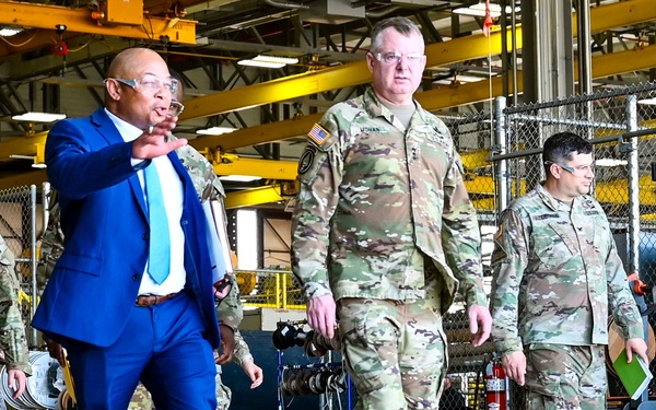 AMC Deputy Commanding General Visits Corpus Christi Army Depot