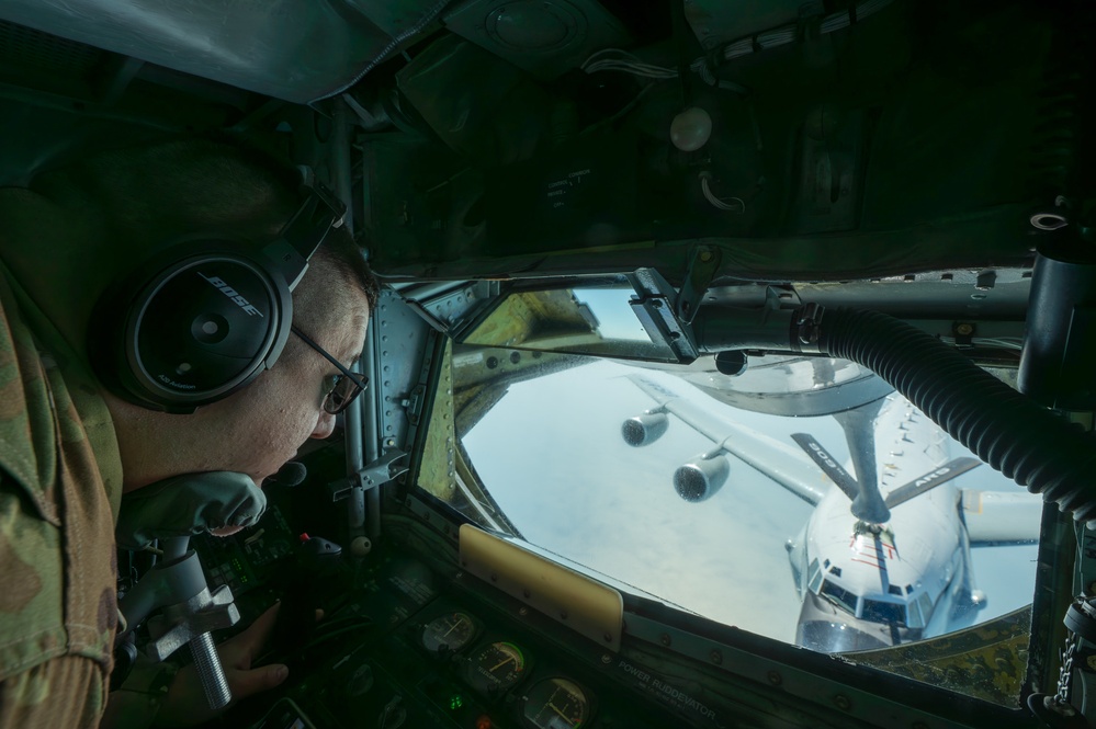A riveting refuel of 82nd RS RC-135 Rivet Joint