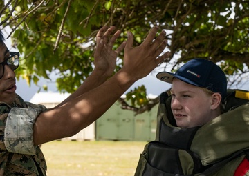 A Visit To Remember: Oregon NJROTC cadets tour MCBH