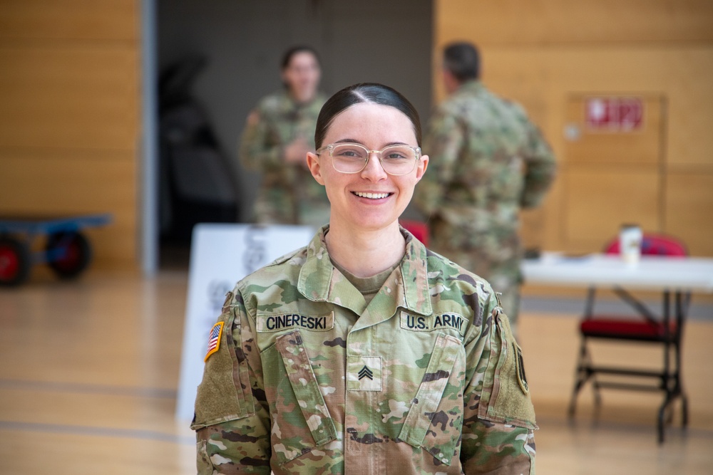 Leaders Welcome Soldiers to USAG Wiesbaden